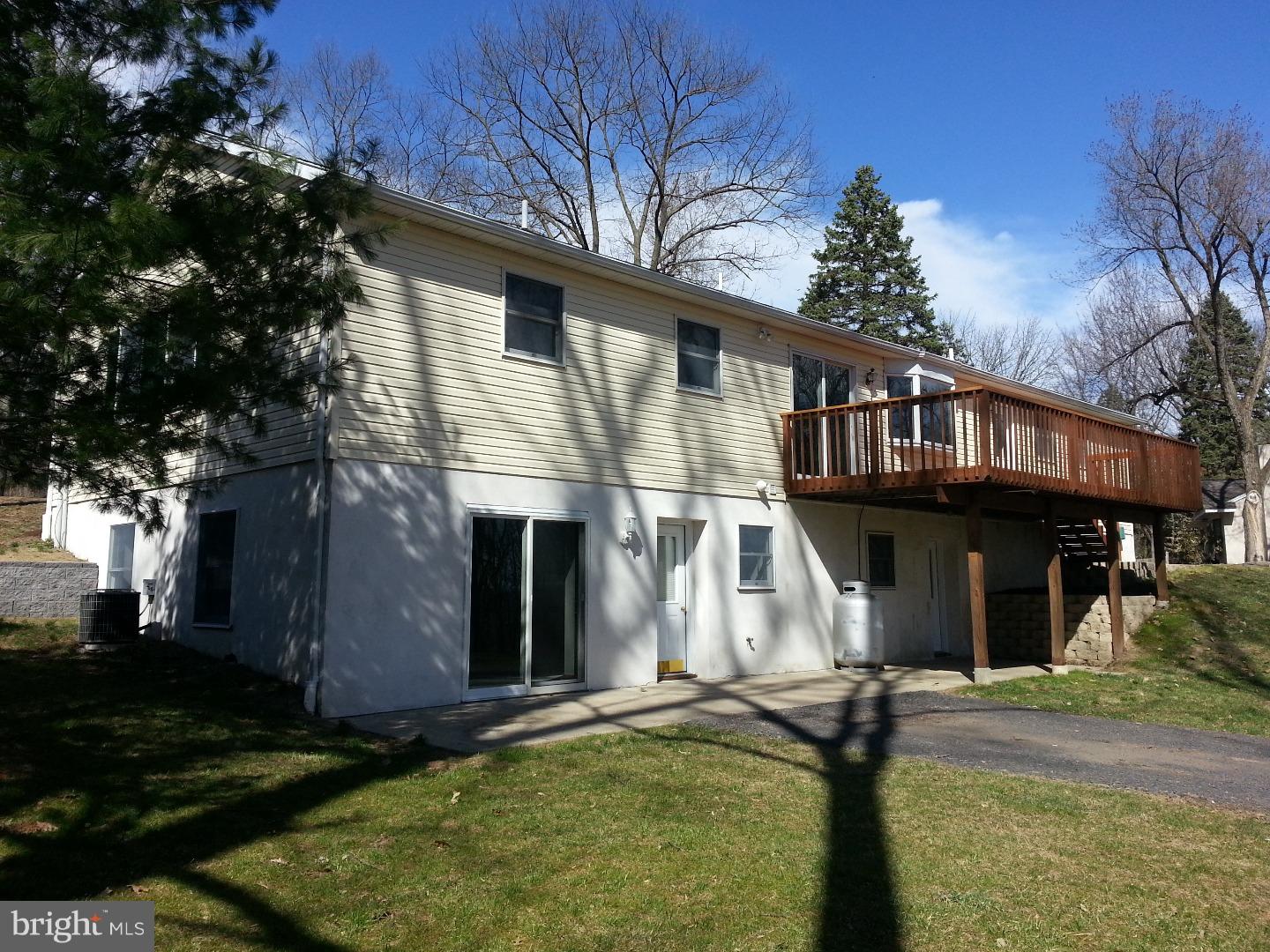 1233 Township Line Road Chalfont, PA 18914 - Photo 19 of 23 Patio