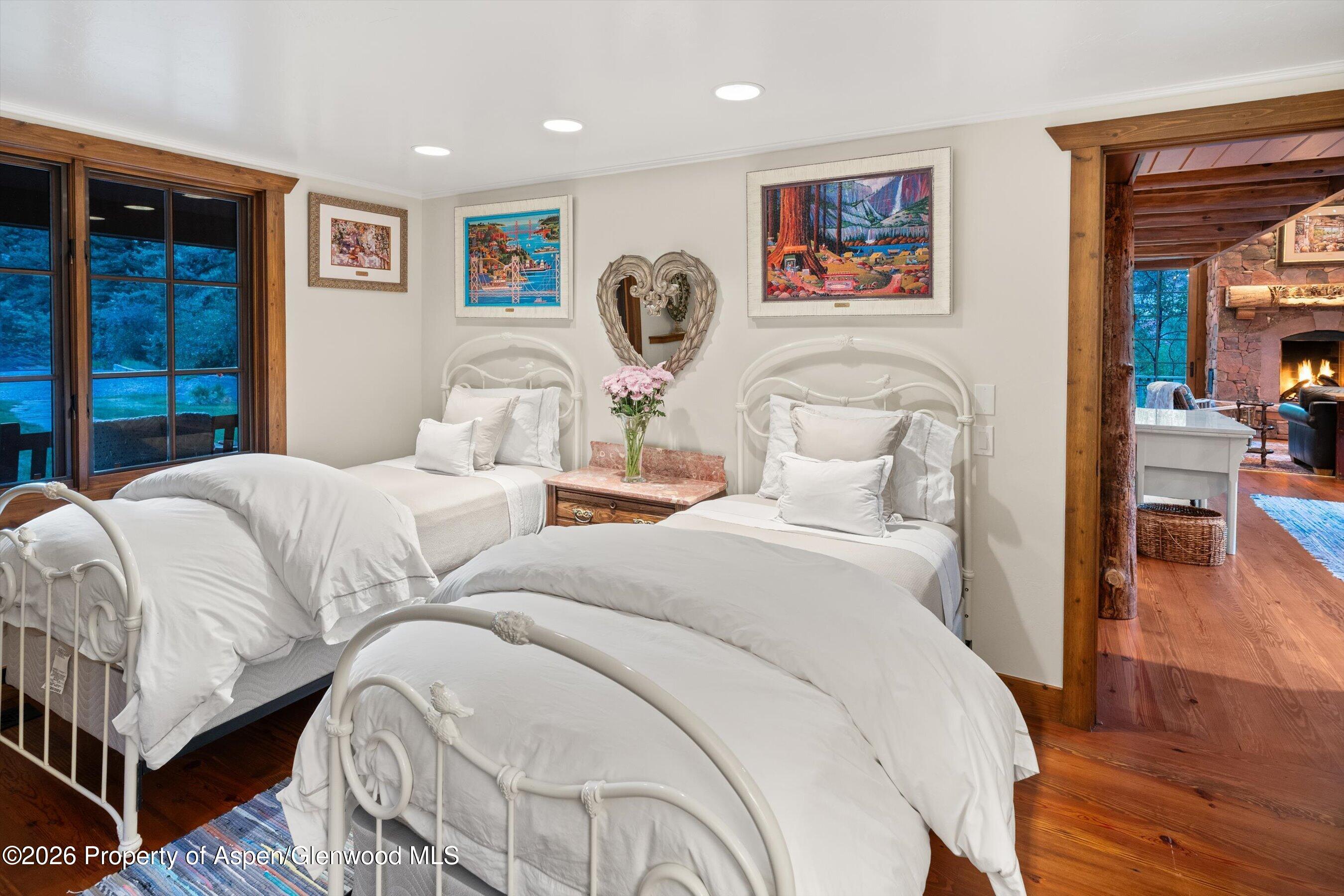 397 Oak Road Basalt, CO 81621 - Photo 25 of 32 Guest room #2