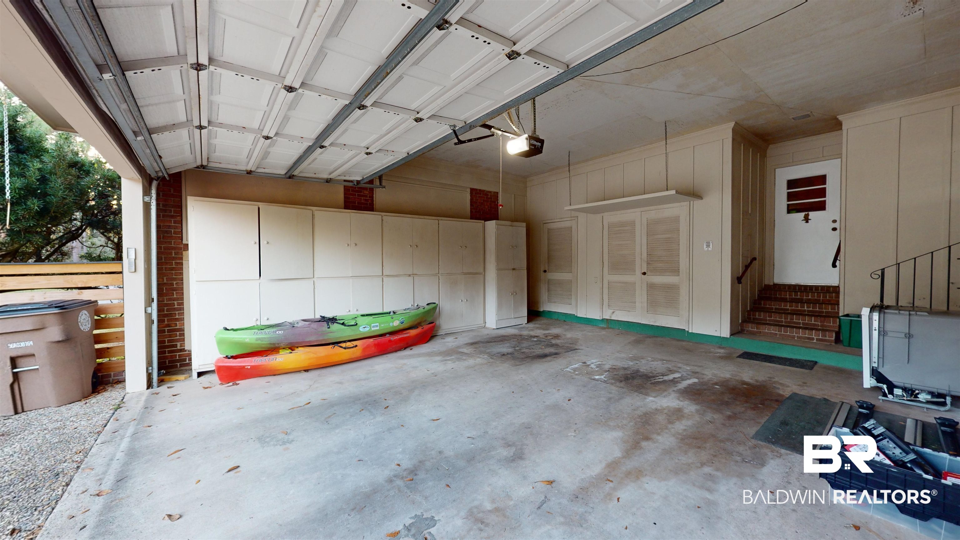 3904 South Ashley Drive Mobile, AL 36608 - Photo 26 of 28 Garage