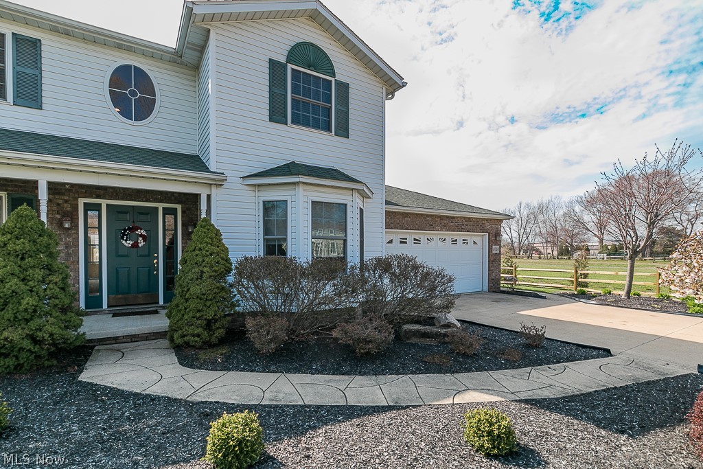4040 Lane Road Painesville, OH 44077 - Photo 2 of 35