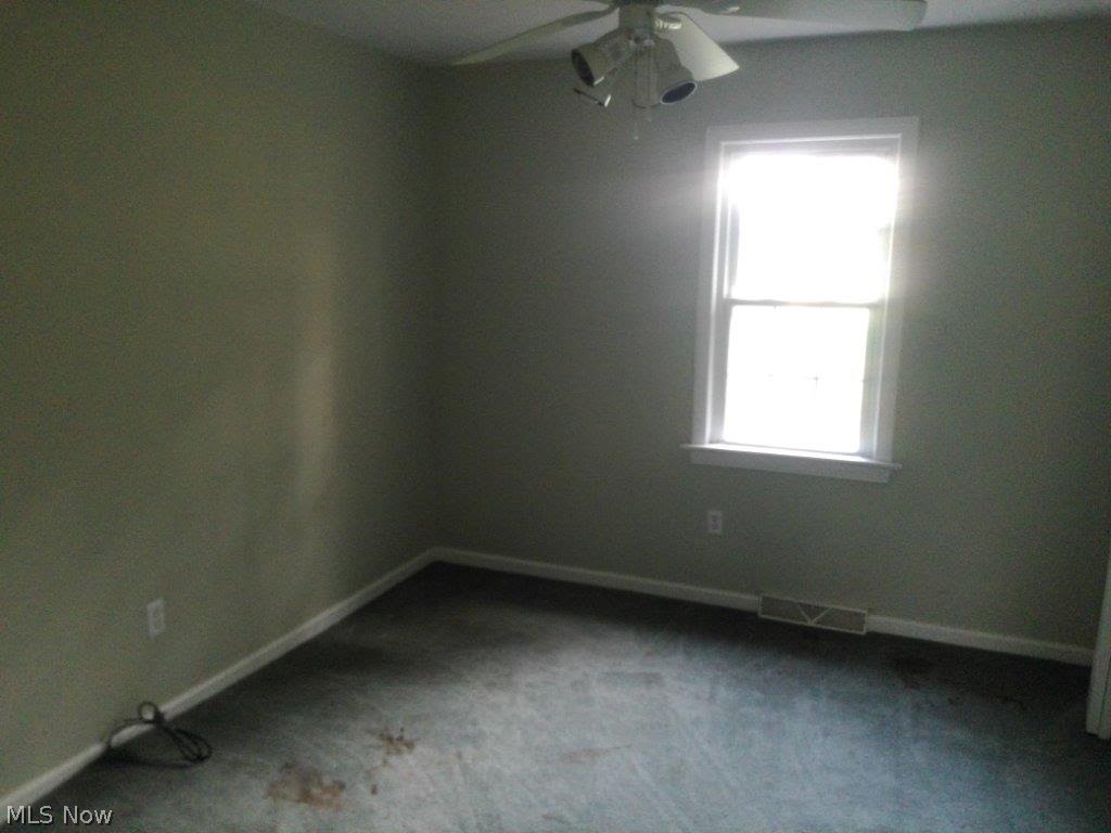 3150 East South Range Road New Springfield, OH 44443 - Photo 5 of 13
