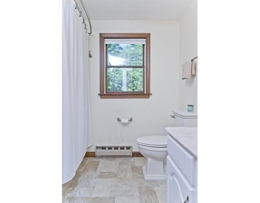 110 Old Stage Road Westfield, MA 01085 - Photo 12 of 24 Gallery Image 12