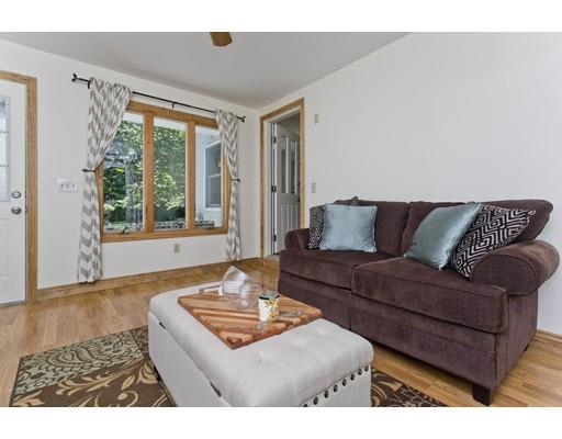 110 Old Stage Road Westfield, MA 01085 - Photo 10 of 24 Gallery Image 10