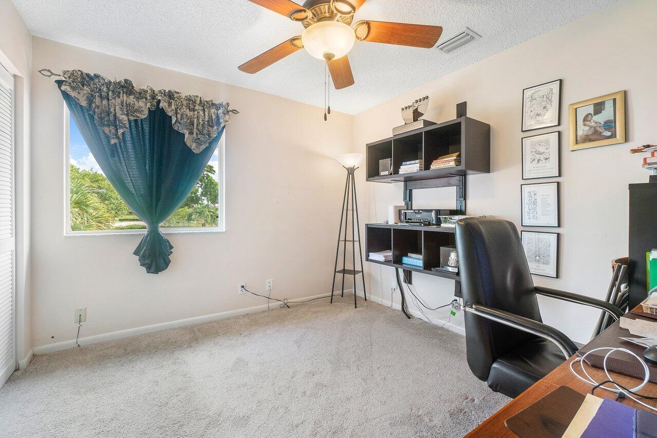10380 Sunstream Lane Boca Raton, FL 33428 - Photo 27 of 41 ygv