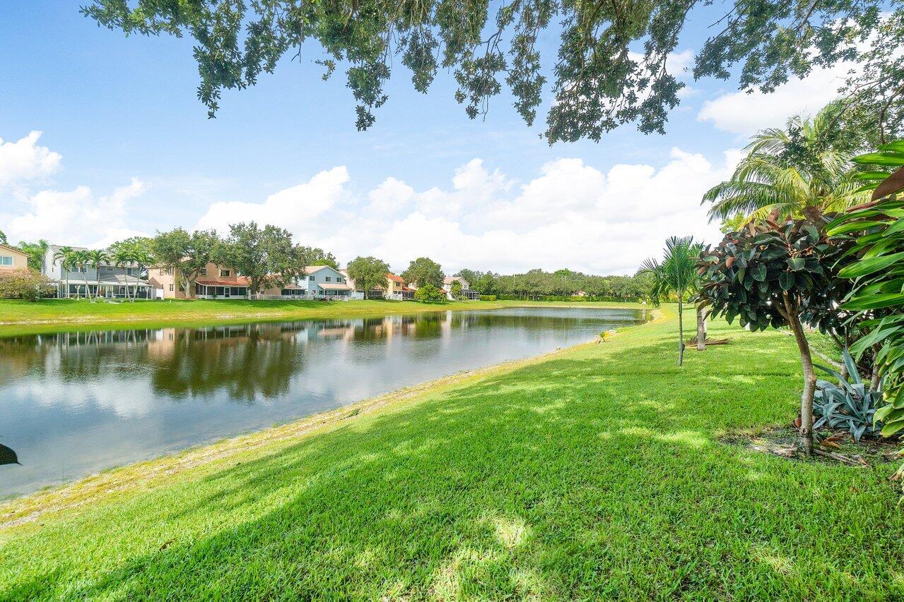 10380 Sunstream Lane Boca Raton, FL 33428 - Photo 35 of 41 878567