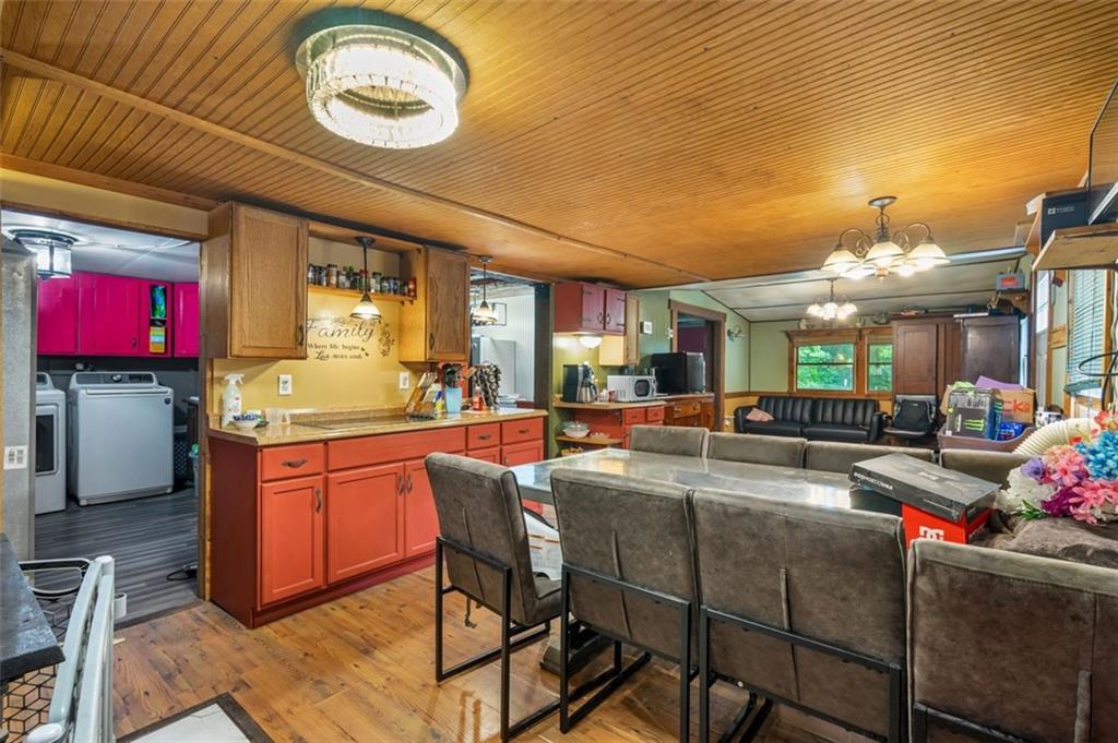 368 Echo Ridge Road Apollo, PA 15613 - Photo 18 of 24 a kitchen with a table and chairs in it
