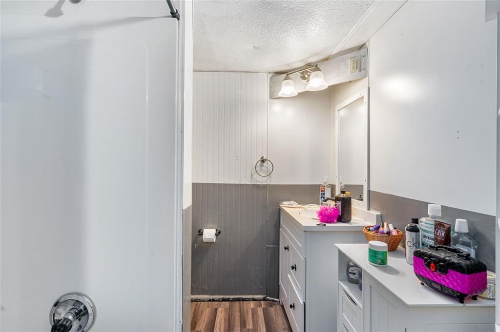 368 Echo Ridge Road Apollo, PA 15613 - Photo 8 of 24 a bathroom with a sink washer and dryer