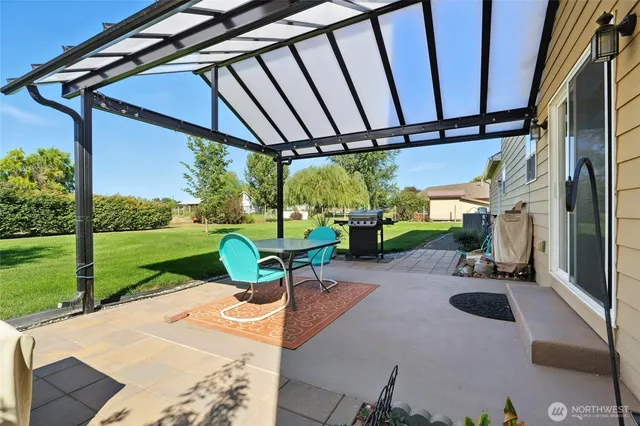 $580,000 | 49 Sierra Lane, Touchet, WA 99360