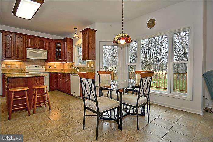 14927 Harrisville Road Mount Airy, MD 21771 - Photo 5 of 30 Kitchen