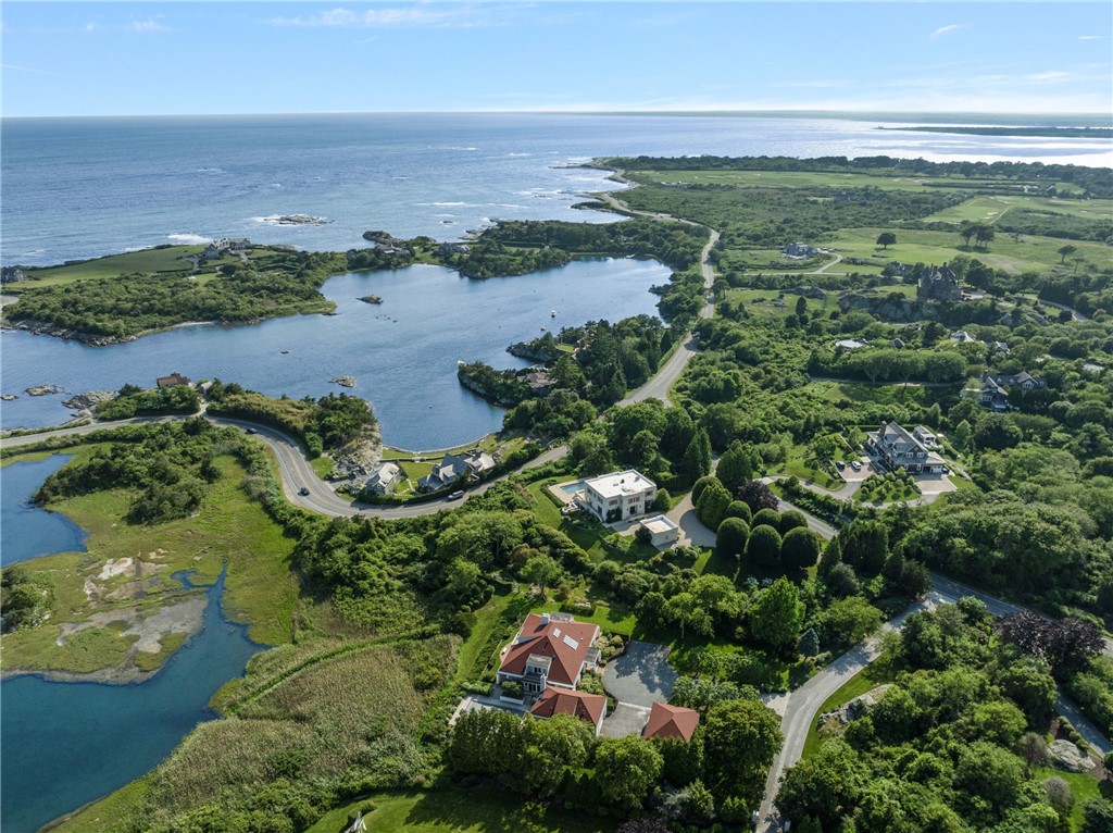 283 Ocean Avenue Newport, RI 02840 - Photo 7 of 25
