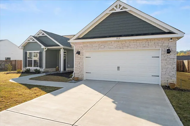 $305,900 | 913 Sweet Grass Circle, Harlem, GA 30814