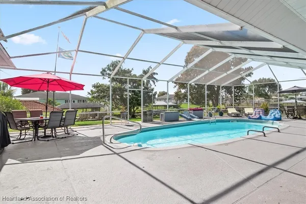 $759,900 | 349 Anderson Street Northeast, Lake Placid, FL 33852
