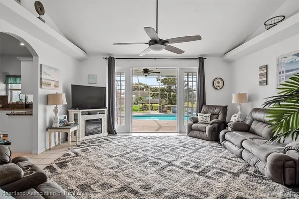 $759,900 | 349 Anderson Street Northeast, Lake Placid, FL 33852