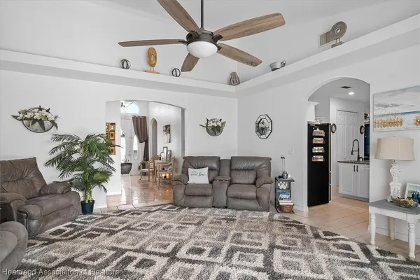 $759,900 | 349 Anderson Street Northeast, Lake Placid, FL 33852