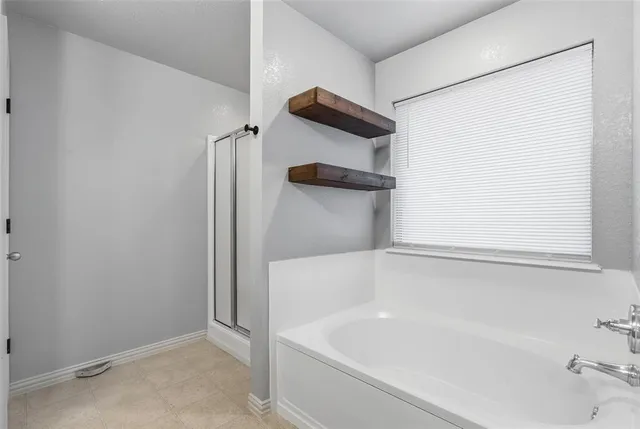 $2,500 | 413 Lighthouse Court, Joshua, TX 76058