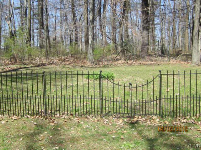 335 Brodt Road Bangor, PA 18013 - Photo 4 of 16 Gallery Image 4