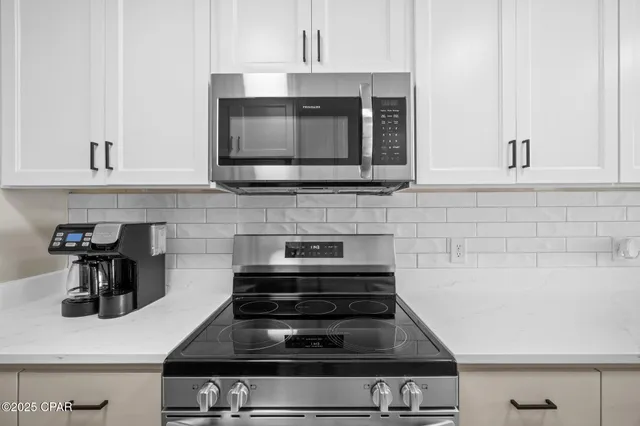 $418,200 | 6304 Thomas Drive, Unit U7, Panama City Beach, FL 32408