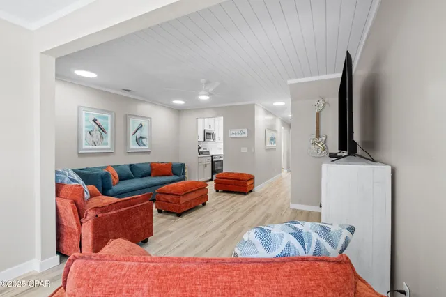 $418,200 | 6304 Thomas Drive, Unit U7, Panama City Beach, FL 32408