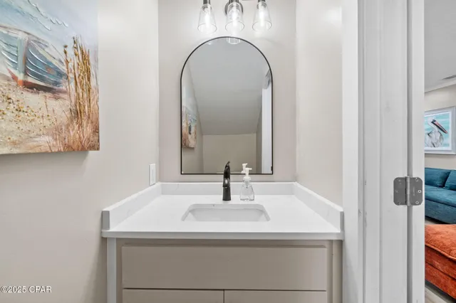 $418,200 | 6304 Thomas Drive, Unit U7, Panama City Beach, FL 32408