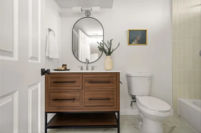 $799,000 | 18204 Kingsdale Avenue, Redondo Beach, CA 90278