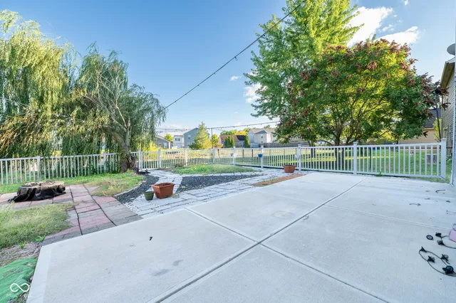 $2,049 | 2887 Ludwig Drive, Indianapolis, IN 46239
