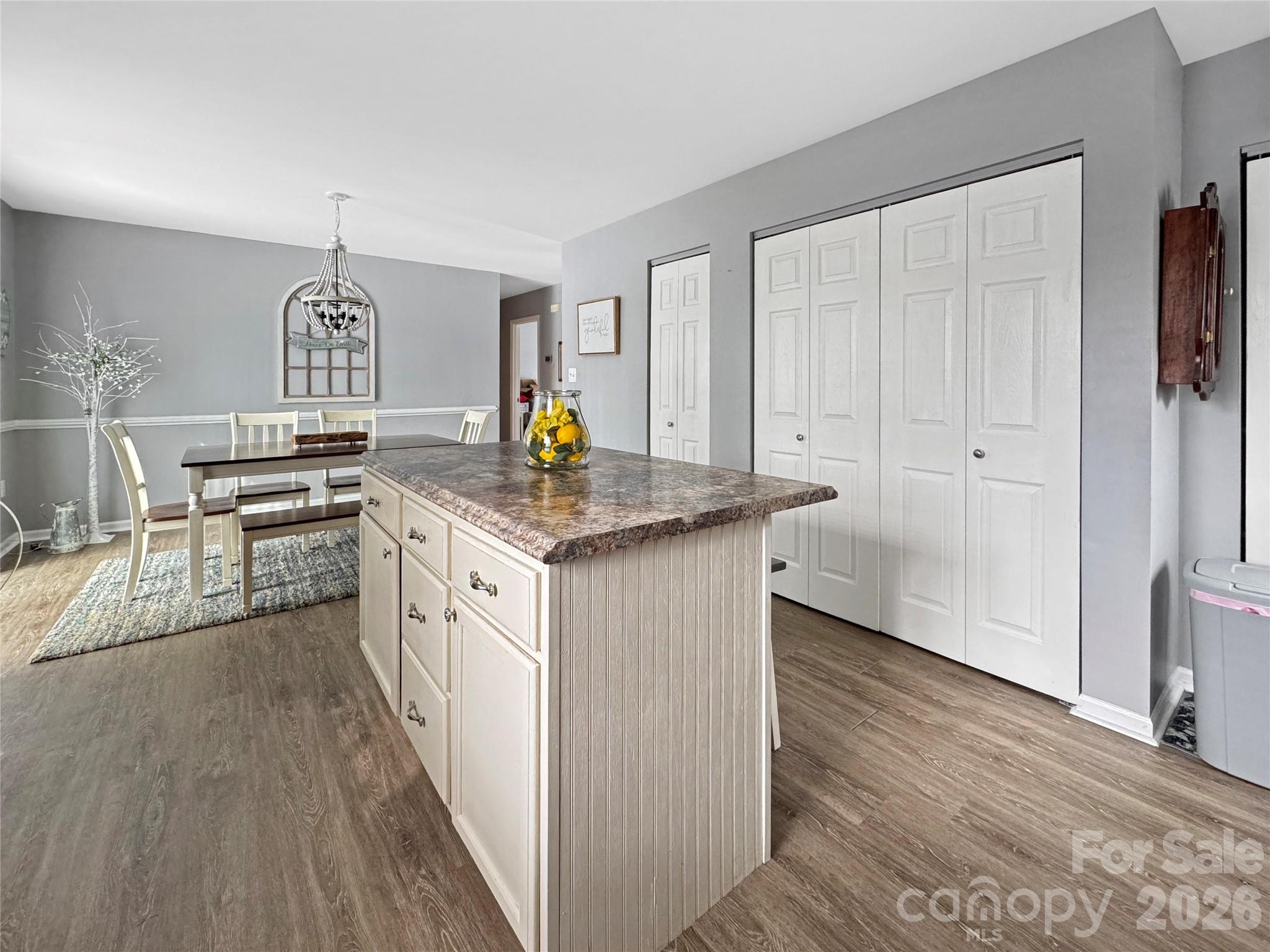 8923 Faires Road Charlotte, NC 28215 - Photo 11 of 17