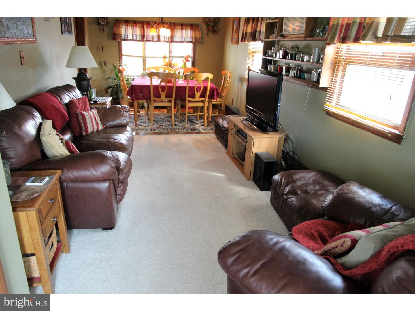 23 Hardy Road Levittown, PA 19056 - Photo 21 of 21 Family Room