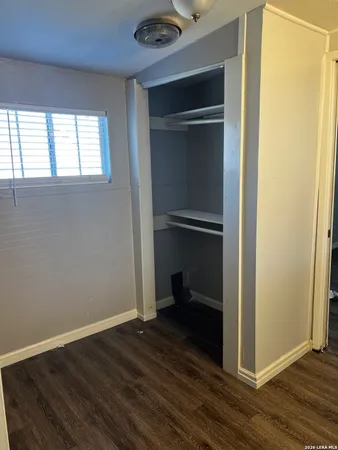 $850 | 351 Overhill Drive, Unit B, San Antonio, TX 78228