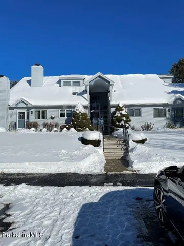 $229,900 | 1 Pondview Drive, Unit C3, Pittsfield, MA 01201