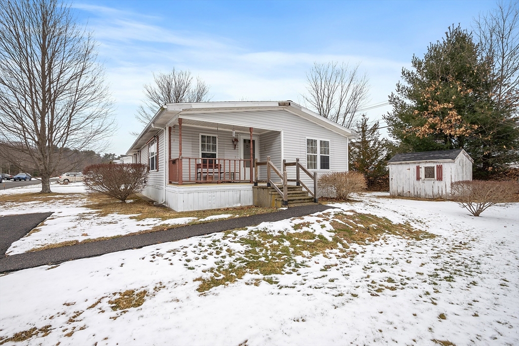 14 Amber Way Raynham, MA 02767 - Photo 3 of 9