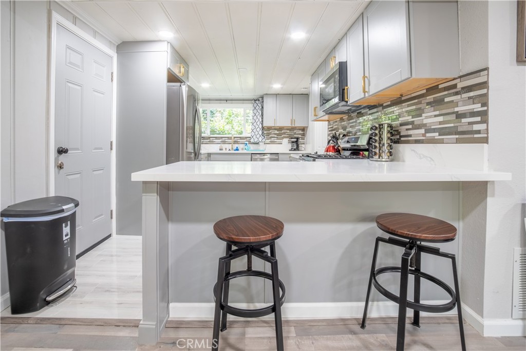 23777 Pioneer Camp Road Crestline, CA 92325 - Photo 18 of 22