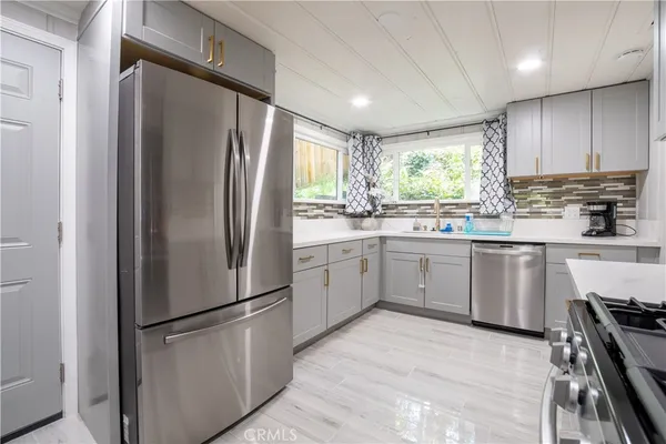 $320,000 | 23777 Pioneer Camp Road, Crestline, CA 92325
