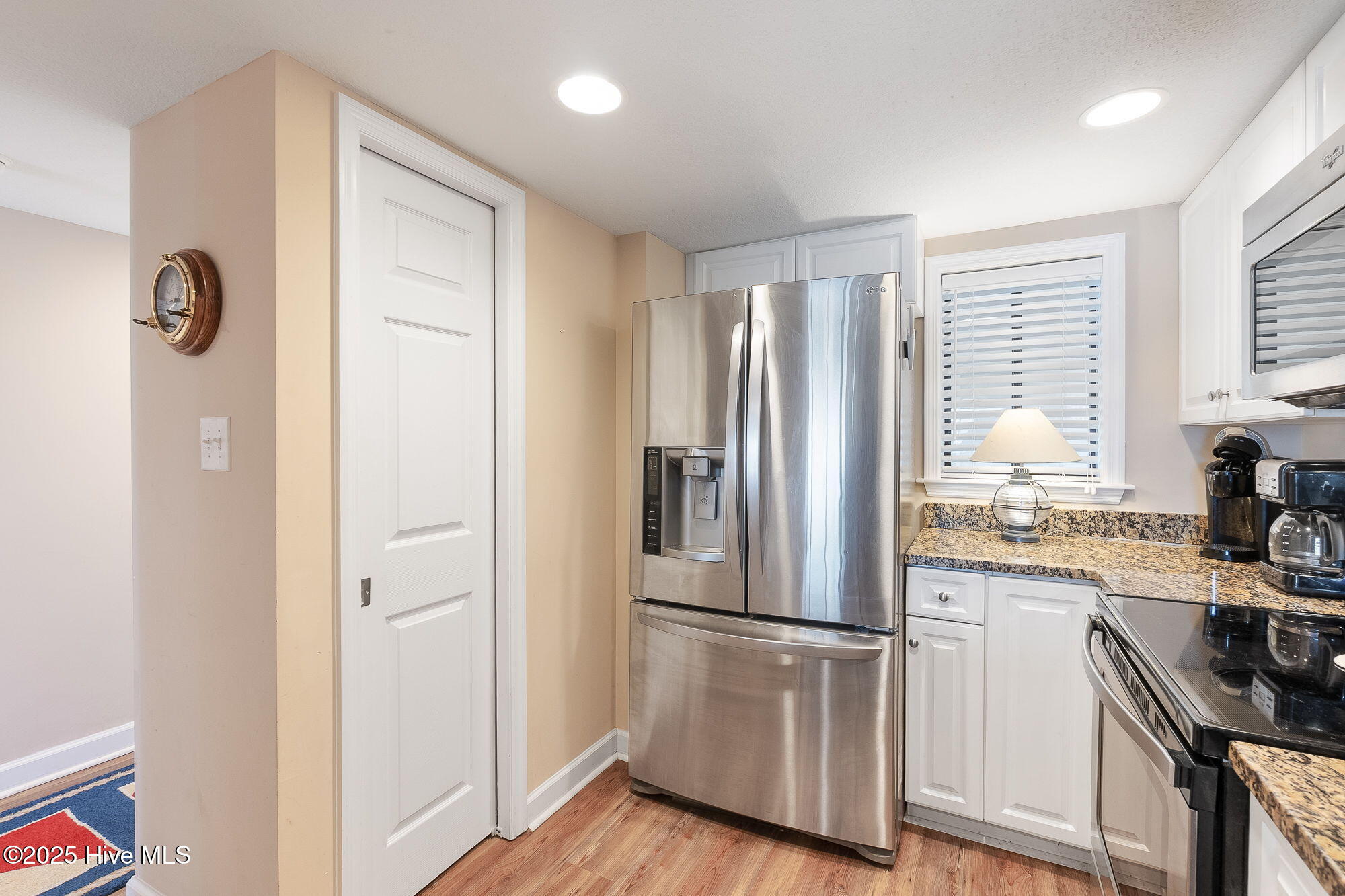 8801 Reed Drive, Unit 612 Emerald Isle, NC 28594 - Photo 20 of 29 19-web-or-mls-chadwick-visuals-8801-reed