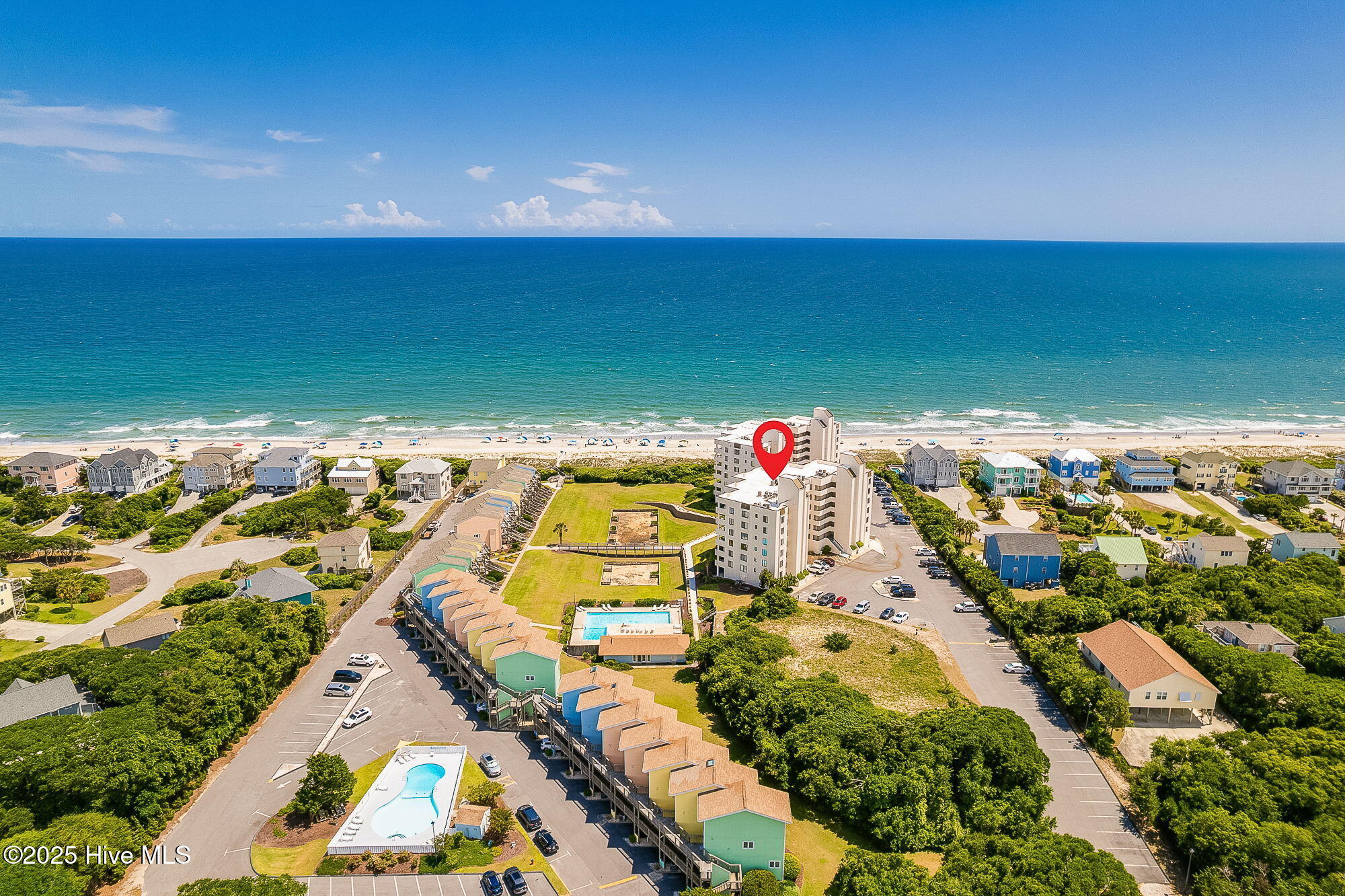 8801 Reed Drive, Unit 612 Emerald Isle, NC 28594 - Photo 5 of 29 13-web-or-mls-chadwick-visuals-8801-reed