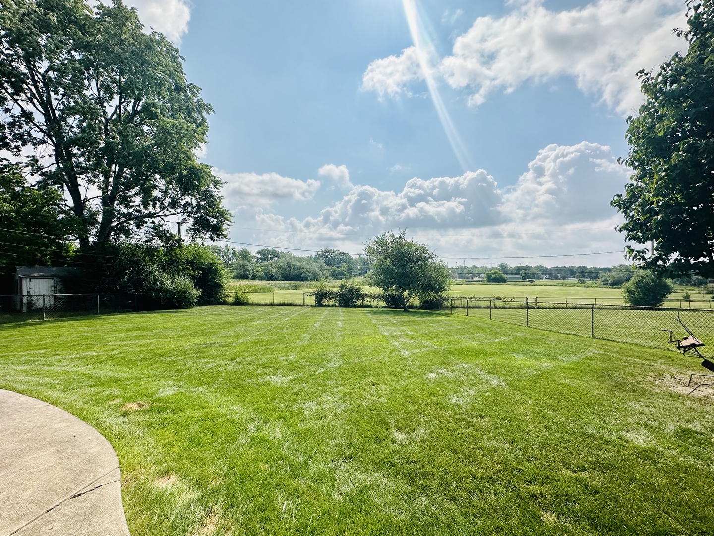 701 Parkside Circle Streamwood, IL 60107 - Photo 13 of 13 a view of an ocean