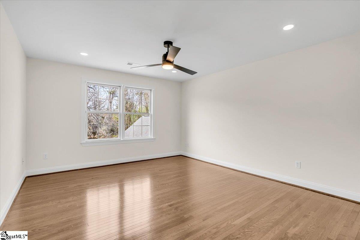 24 Bay Point Way Taylors, SC 29687 - Photo 32 of 50 Gallery Image 32