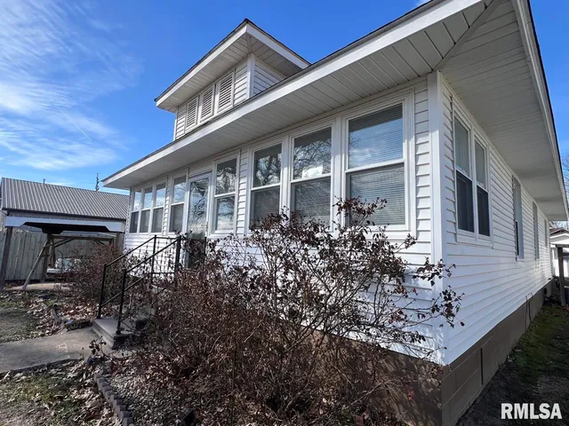 $105,000 | 261 Ullin Avenue, Ullin, IL 62992