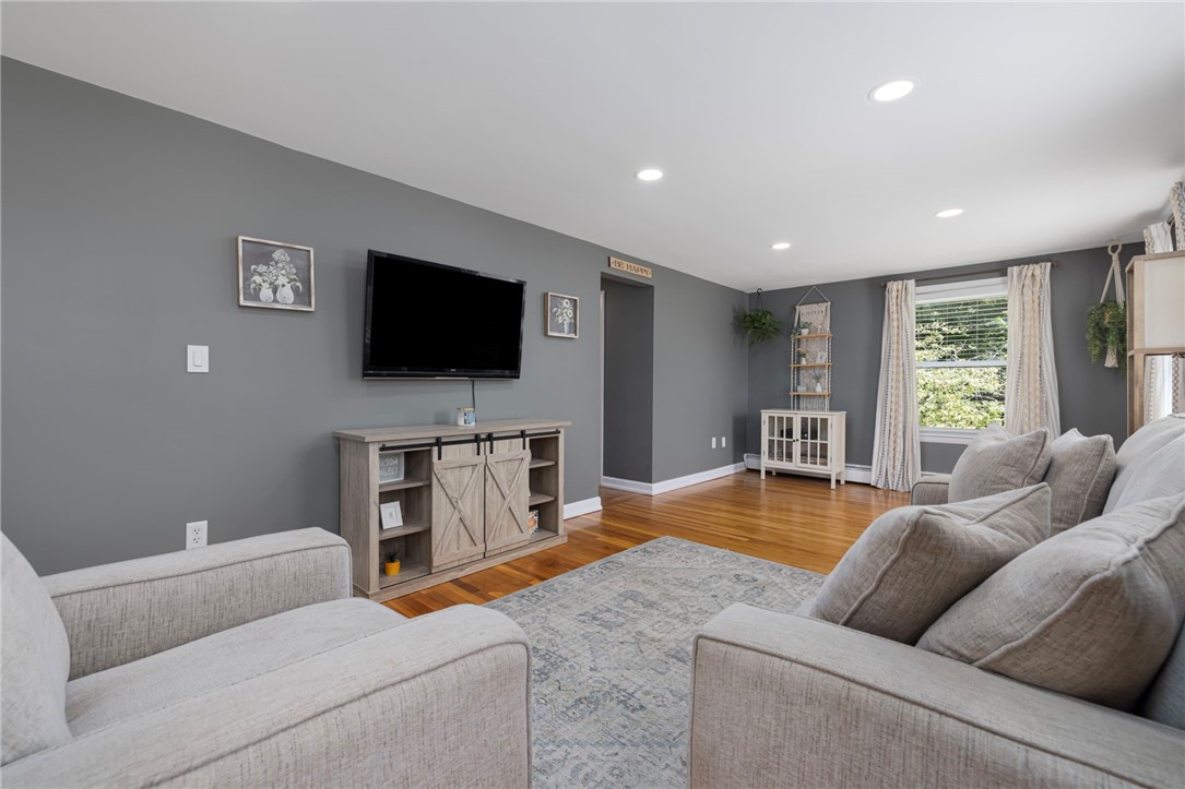 205 Read Avenue Coventry, RI 02816 - Photo 3 of 42 Gallery Image 3