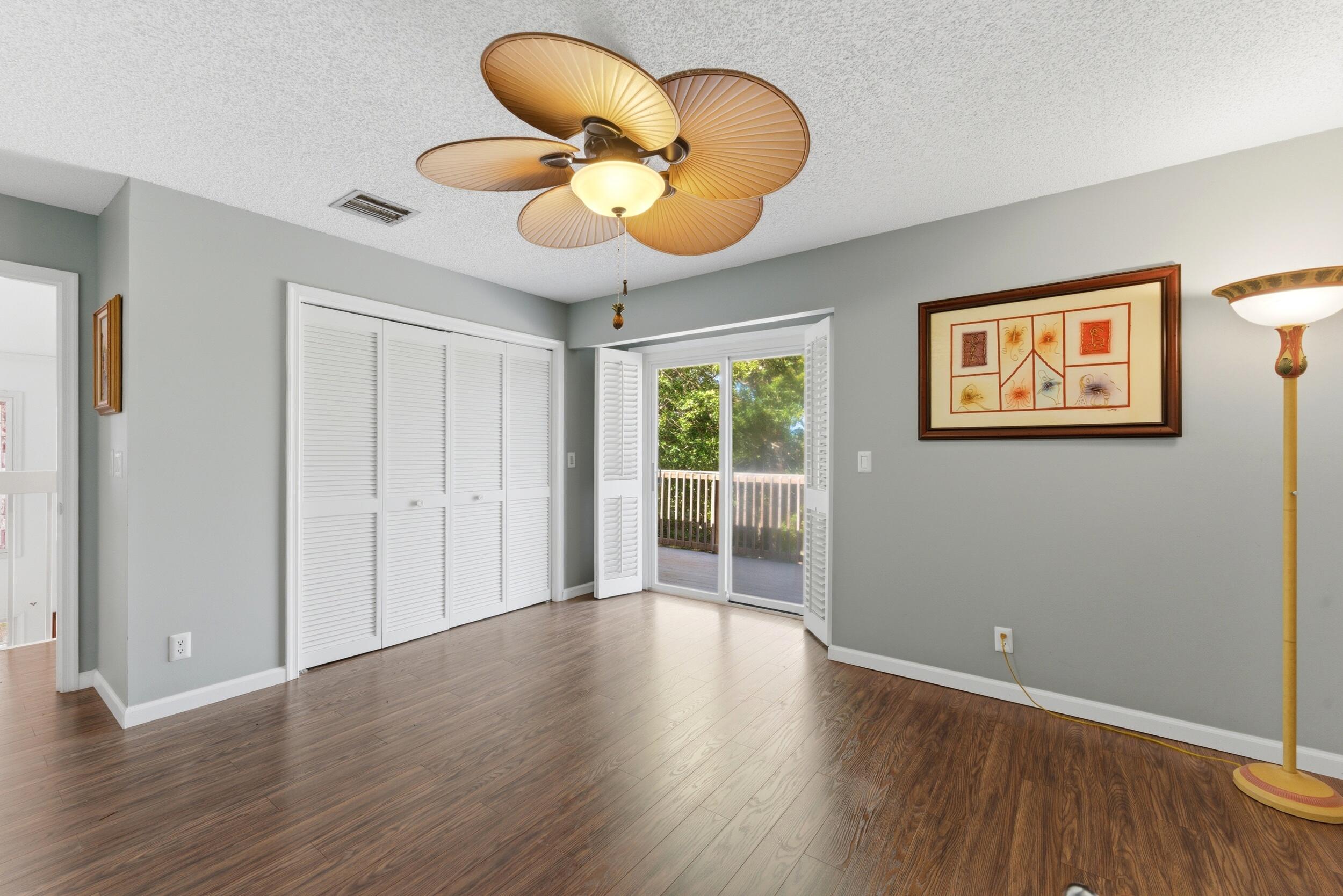 5370 Southeast Merion Way Stuart, FL 34997 - Photo 16 of 32 17_5370_se_merion_way_013