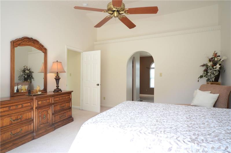 4 Wellington Court McKees Rocks, PA 15136 - Photo 14 of 24 VAULTED CEILING AND ACCESS TO MASTER BATH