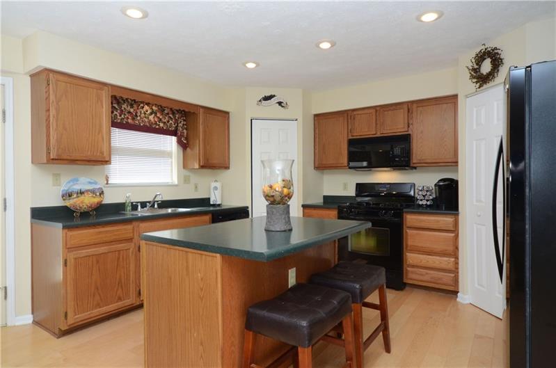4 Wellington Court McKees Rocks, PA 15136 - Photo 7 of 24 LARGE CENTER ISLAND AND 2 PANTRIES