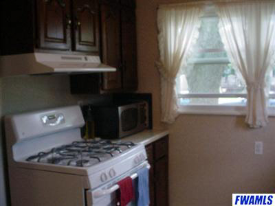 927 Dierkes Street Decatur, IN 46733 - Photo 7 of 13