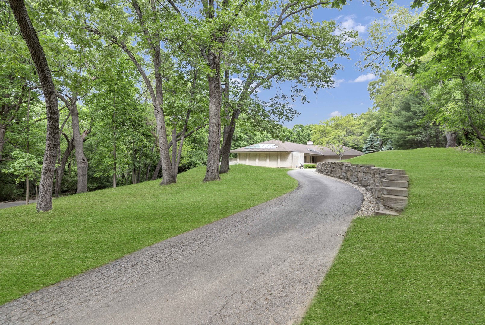 4 Far Hills Road Barrington Hills, IL 60010 - Photo 4 of 79