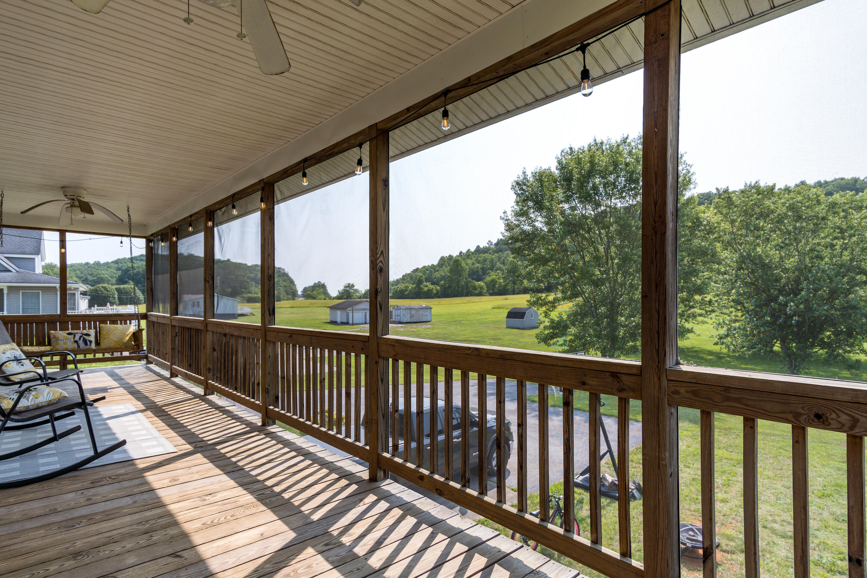 633 Snapps Ferry Road Kingsport, TN 37664 - Photo 25 of 28 interior-20
