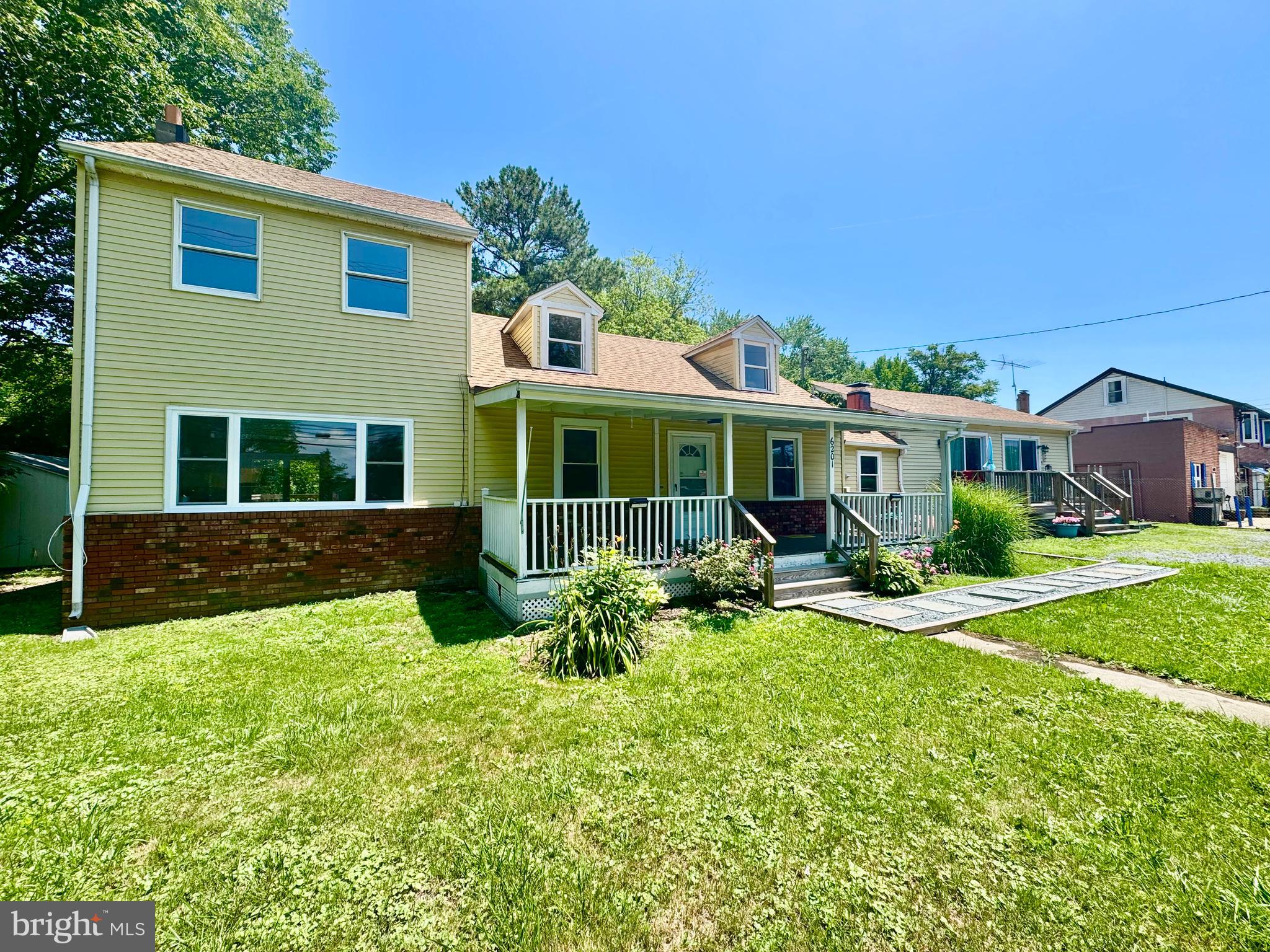 Welcome to 6201 Shady Side Rd.