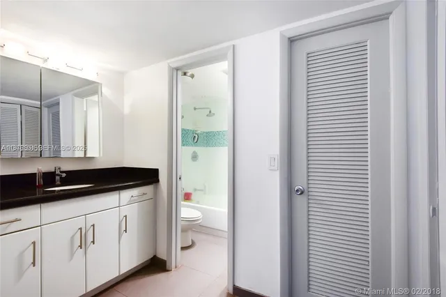 $3,000 | 1345 Lincoln Road, Unit 305, Miami Beach, FL 33139