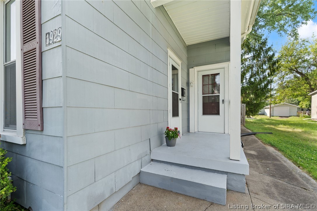 1929 Center Street New Albany, IN 47150 - Photo 7 of 25