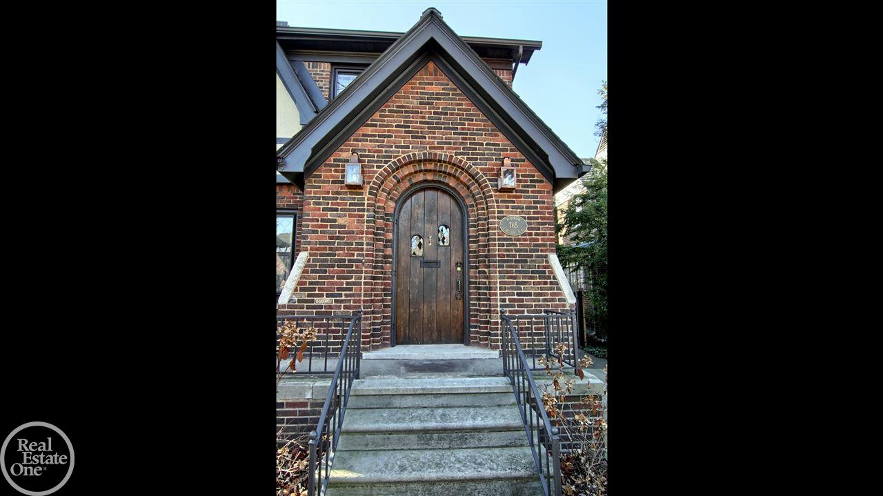 765 Lincoln Road Grosse Pointe, MI 48230 - Photo 31 of 33 31308483-30.JPG
