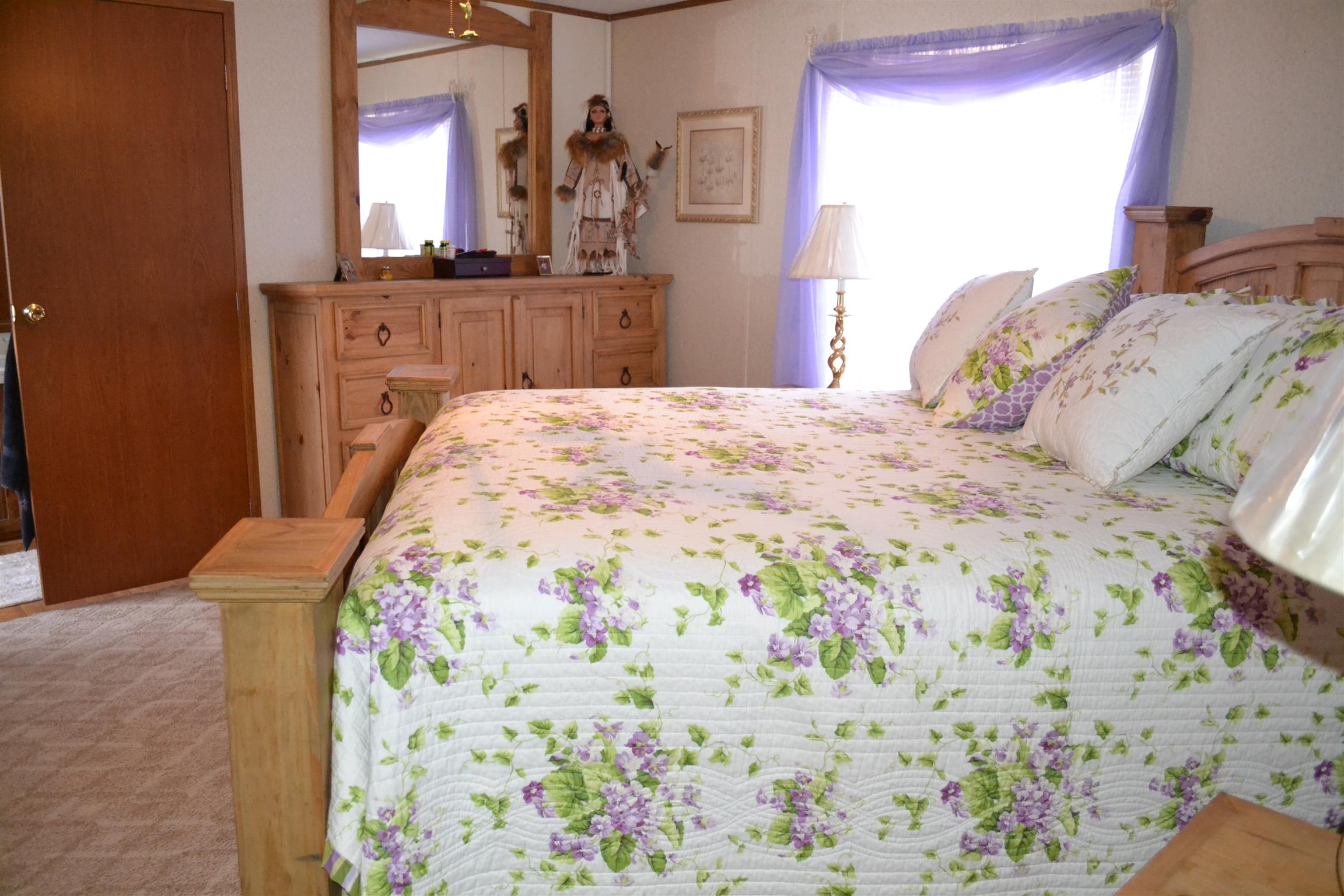 120 Rankin Road Hartsville, TN 37074 - Photo 3 of 20 MASTER BEDROOM WITH WALK IN CLOSET; CEILING FAN AND CARPET FLOOR COVERING