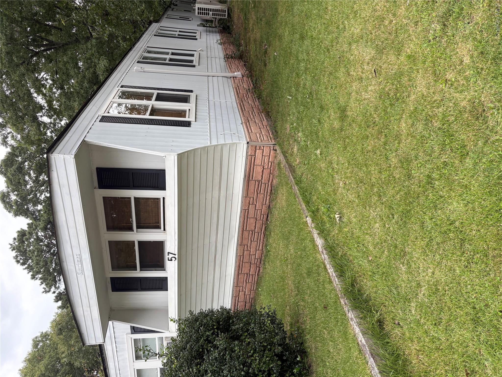 433 Mill Road, Unit 57 Calverton, NY 11933 - Photo 2 of 24 Gallery Image 2